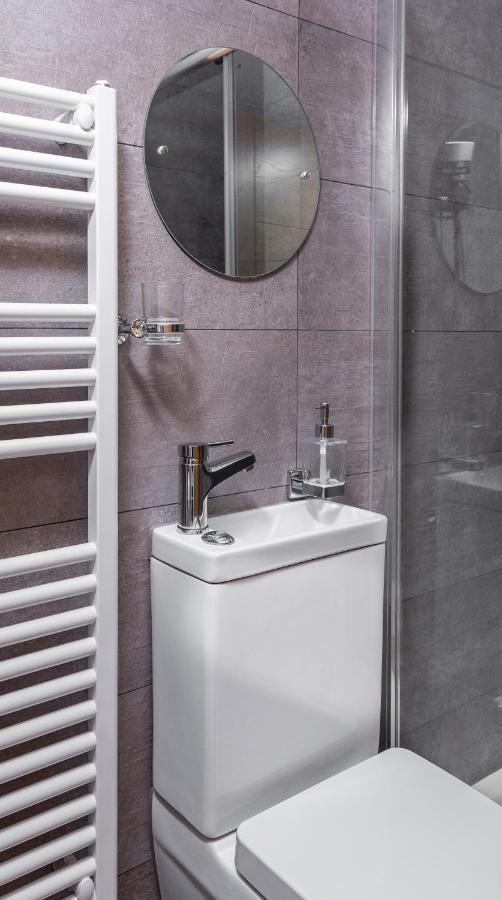 Bright Cheery 4 Bd Apartment By Brighton Station المظهر الخارجي الصورة